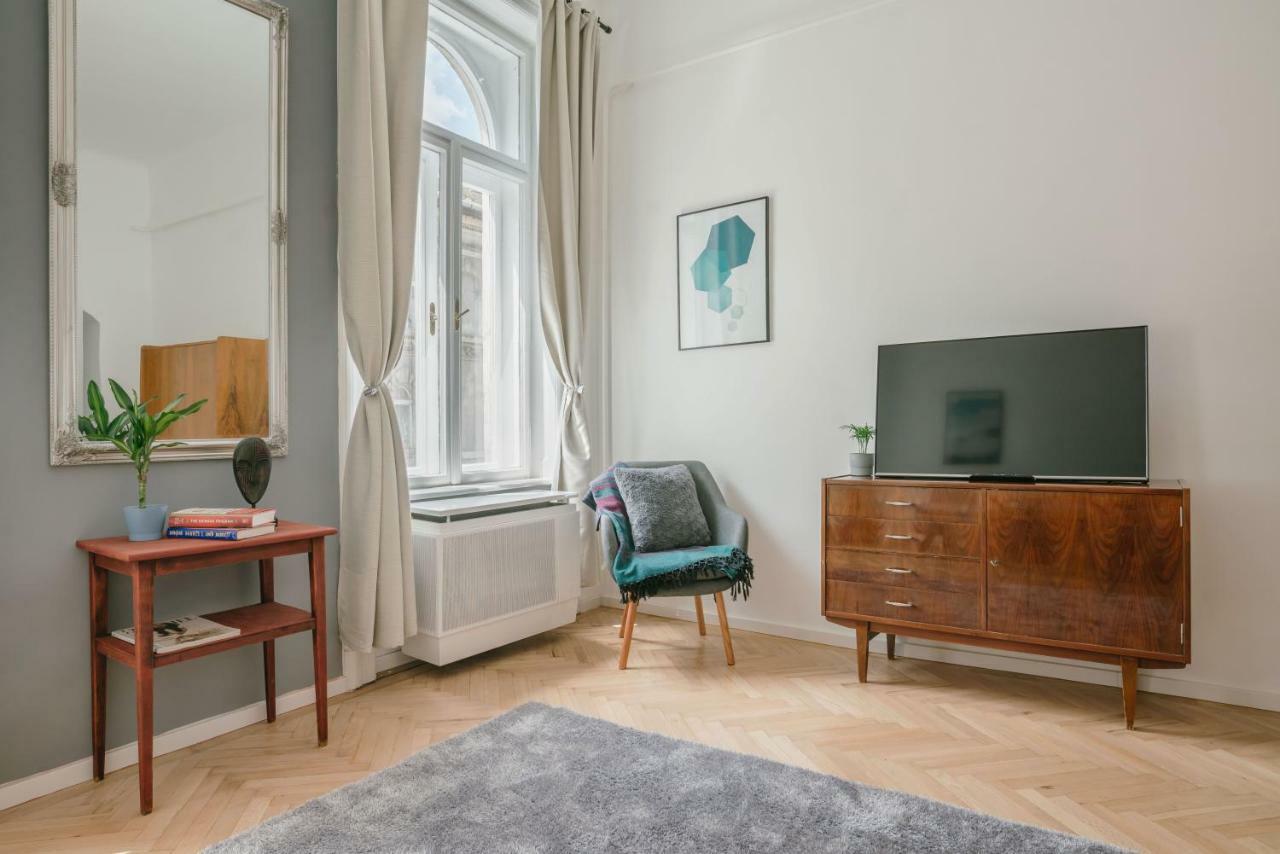 City Park Rest Apartment With Air Condition Budapest Luaran gambar